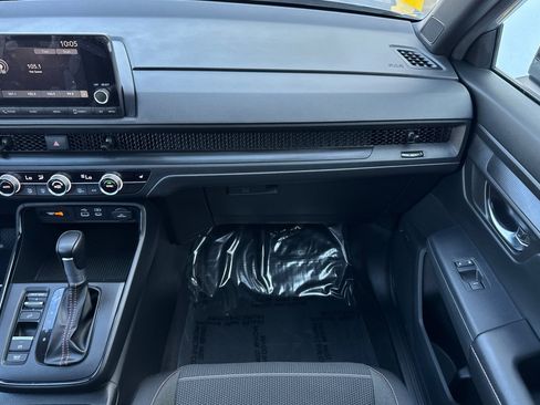 Used 2025 Honda CR-V Sport image 30