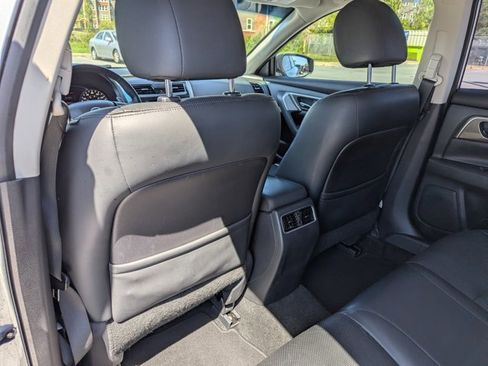 Used 2015 Nissan Altima 3.5 SL image 25