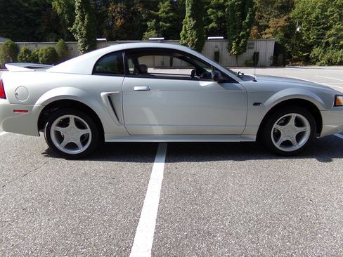 Used 2000 Ford Mustang GT image 5