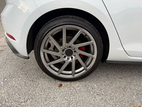 Used 2018 Volkswagen GTI S FWD image 24