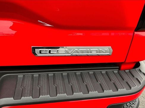 Used 2025 GMC Sierra 1500 Elevation w/ X31 Off-Road Package image 8