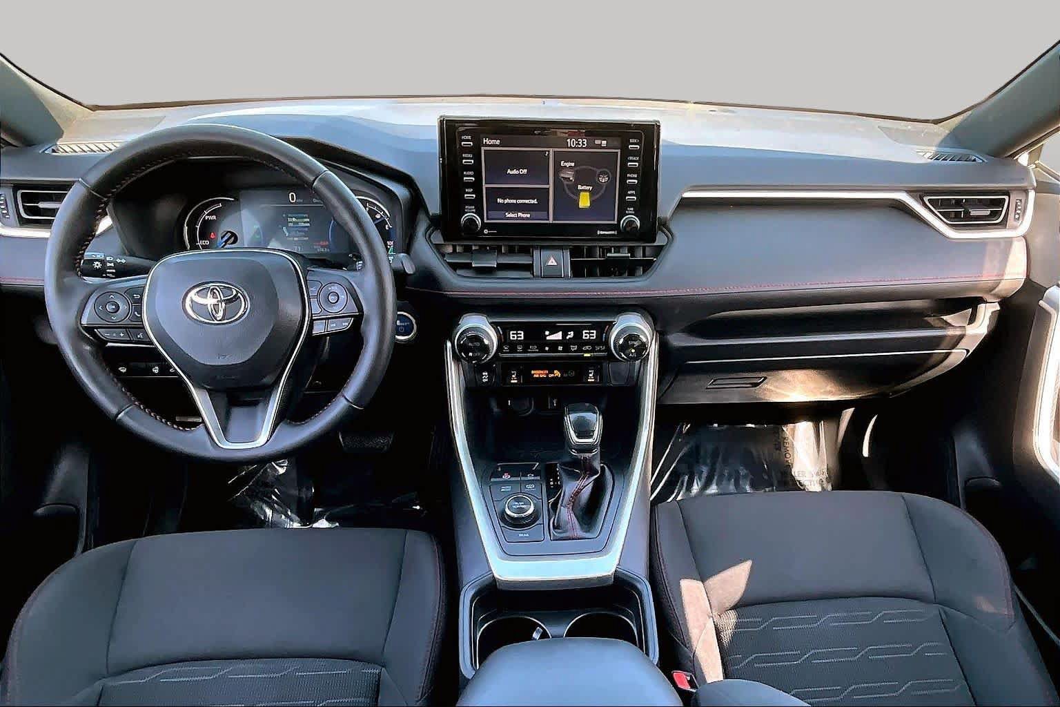 Used 2021 Toyota RAV4 SE w/ Weather & Moonroof Package AWD/4WD image 28