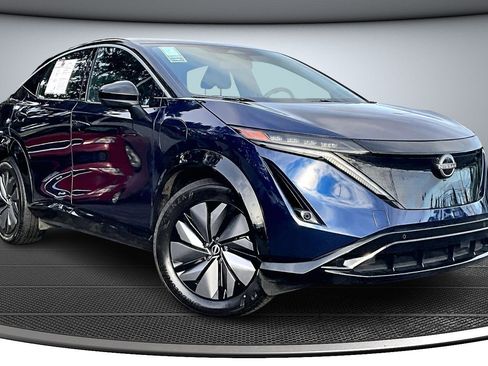 Used 2024 Nissan Ariya FWD image 1