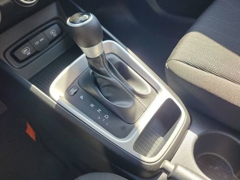 Certified 2026 Hyundai Venue SE FWD image 16