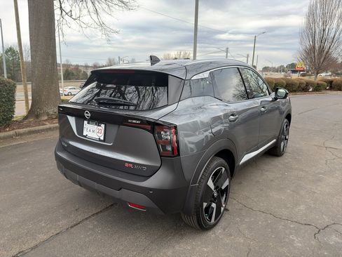 New 2026 Nissan Kicks SR w/ SR Premium Package image 7