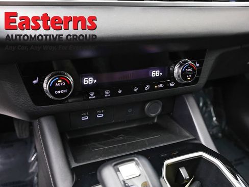 Used 2025 Mitsubishi Outlander SE AWD/4WD image 19
