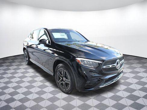 Used 2026 Mercedes-Benz GLC 300 image 7