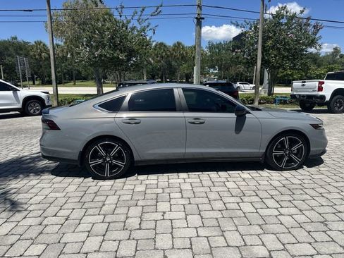 Used 2025 Honda Accord Sport image 35