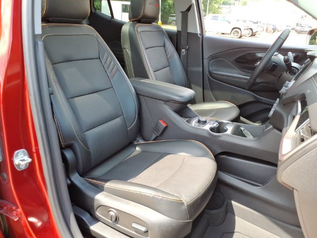 Used 2023 GMC Terrain AT4 w/ Infotainment Package II AWD/4WD image 9