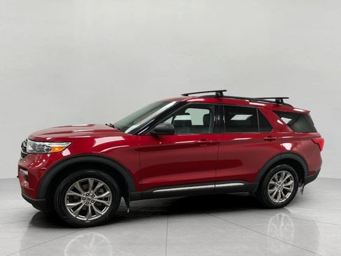 Used 2020 Ford Explorer XLT w/ Equipment Group 202A image 10