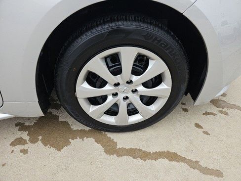 Used 2024 Toyota Corolla LE image 10