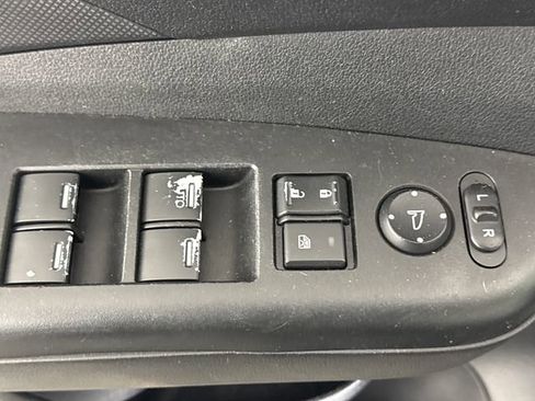 Used 2016 Honda CR-V SE image 27