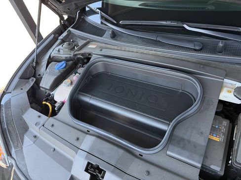 Used 2023 Hyundai Ioniq 6 SEL RWD image 12