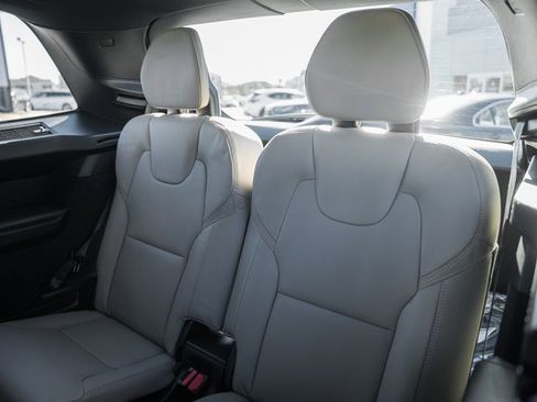 New 2026 Volvo XC90 B6 Ultra image 34