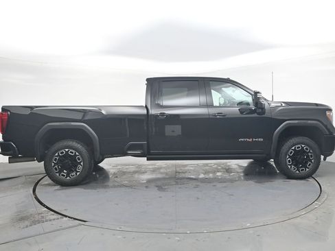 Used 2021 GMC Sierra 3500 AT4 w/ AT4 Premium Plus Package image 6