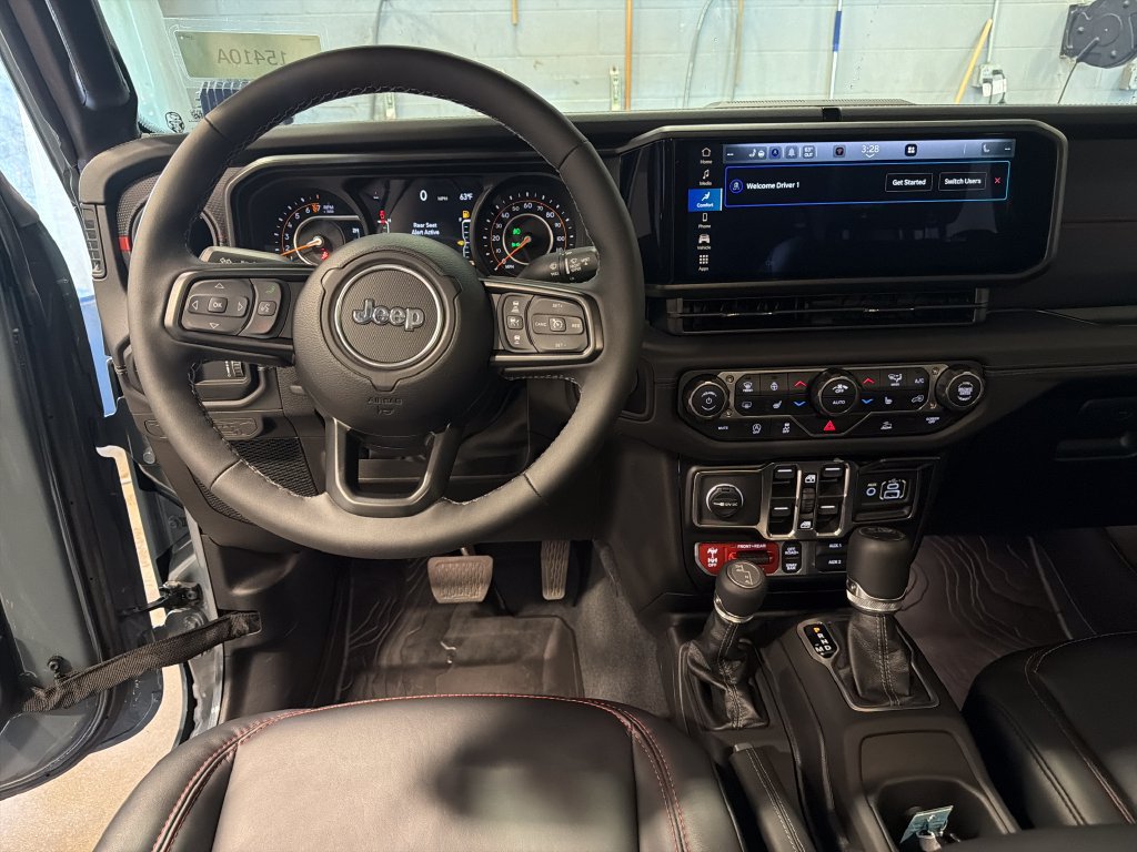 Used 2026 Jeep Gladiator Rubicon AWD/4WD image 5