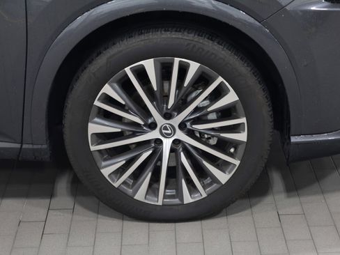 Used 2025 Lexus RX 350 w/ Convenience Package AWD/4WD image 11