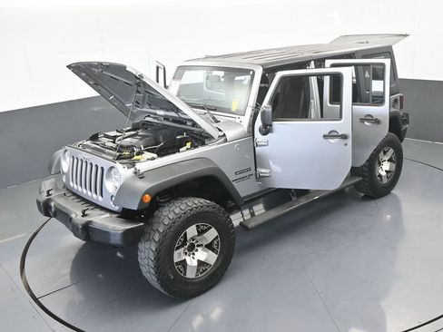 Used 2016 Jeep Wrangler Unlimited Sport w/ Quick Order Package 24S AWD/4WD image 63