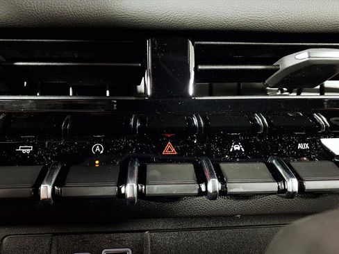 New 2026 GMC Canyon Elevation w/ Convenience Package image 11