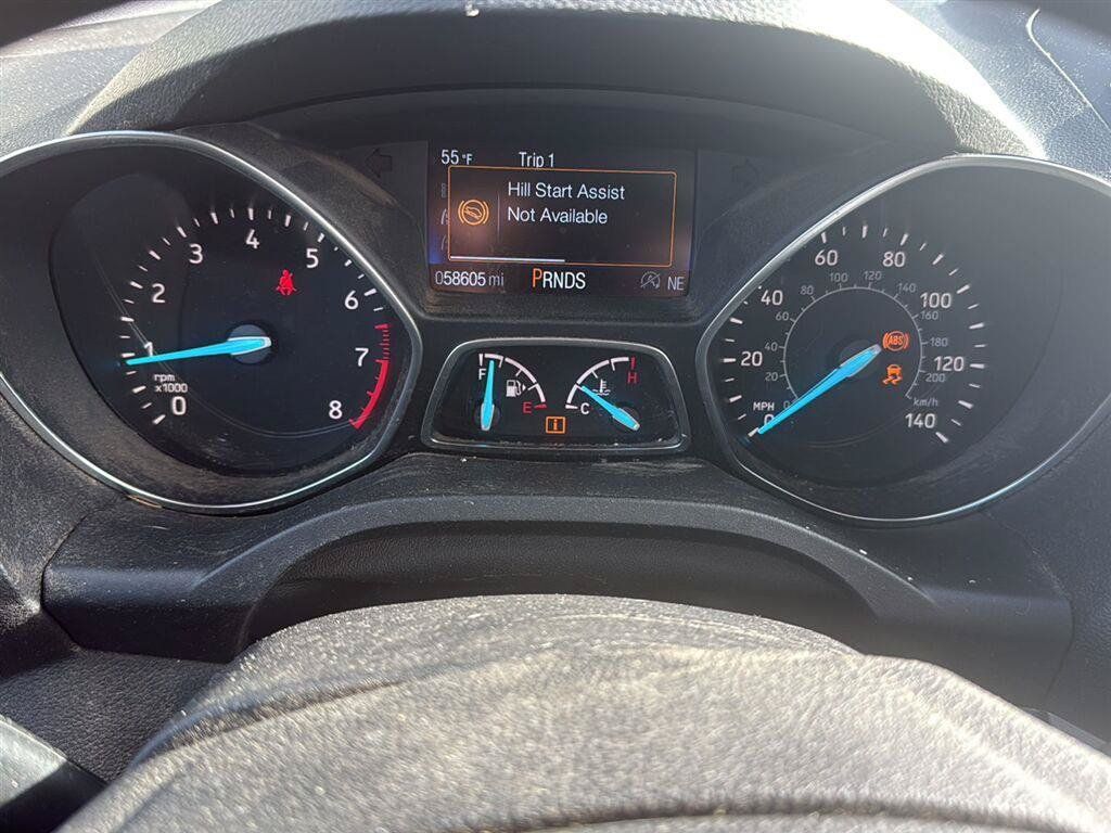 Used 2017 Ford Escape SE AWD/4WD image 8