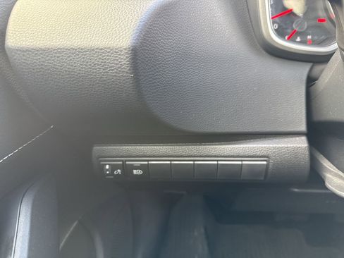 Used 2022 Toyota Corolla SE image 21