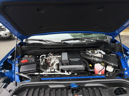 Used 2025 Chevrolet Silverado 1500 ZR2 w/ Technology Package AWD/4WD image 34