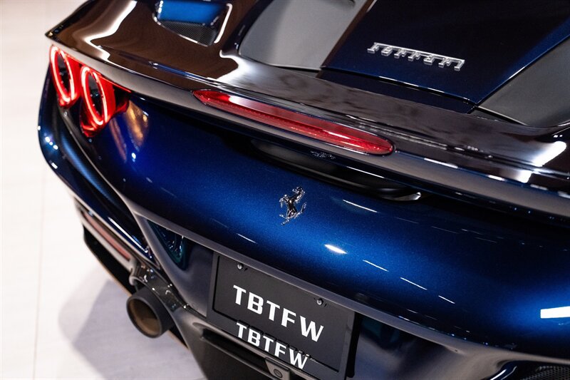 Used 2022 Ferrari F8 Tributo RWD image 18