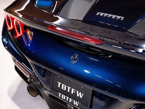 Used 2022 Ferrari F8 Tributo RWD image 18