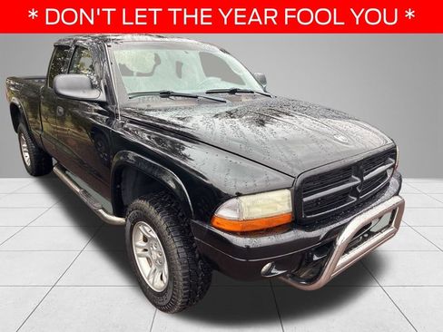 Used 2003 Dodge Dakota Sport image 3