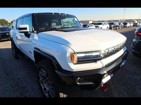 Used 2025 GMC Hummer EV 3X w/ LPO, Sport Package image 4