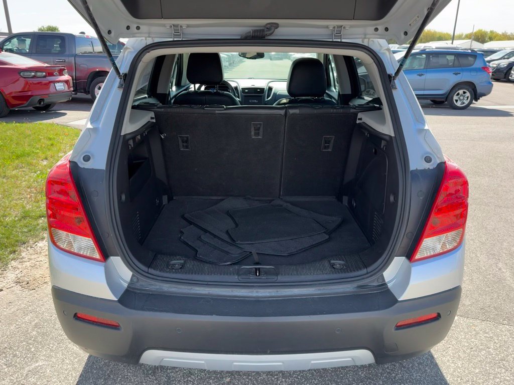 Used 2015 Chevrolet Trax LT w/ LT Sun and Sound Package FWD image 40