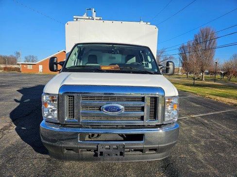 New 2024 Ford E-350 and Econoline 350 Super Duty w/ Power Windows & Locks Group image 4