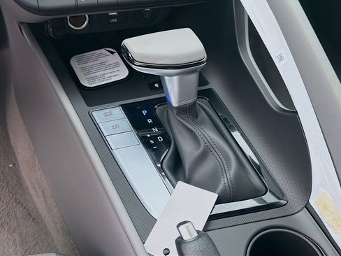New 2026 Hyundai Elantra Sport FWD image 13