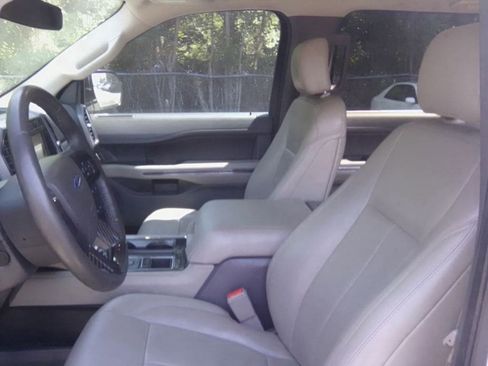 Used 2020 Ford Expedition Max XLT w/ Equipment Group 202A RWD image 13