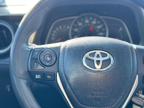 Used 2015 Toyota RAV4 XLE image 14