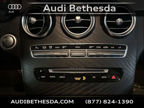 Used 2019 Mercedes-Benz GLC 300 4MATIC image 23