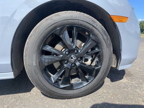 Used 2024 Honda Odyssey Sport image 16