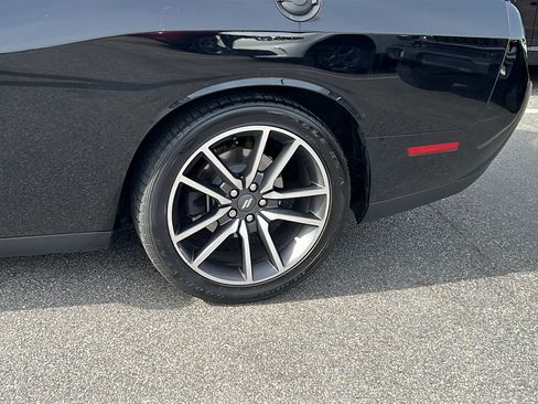 Used 2020 Dodge Challenger R/T w/ Plus Package image 12