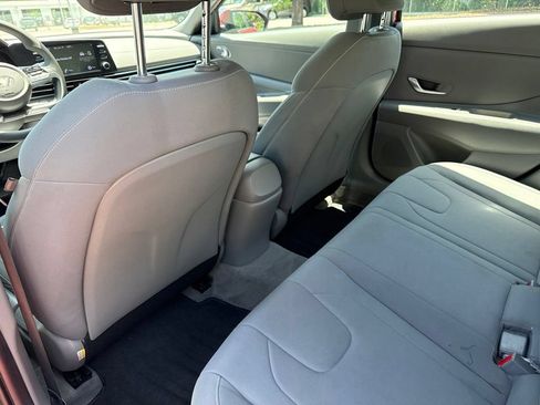 Used 2023 Hyundai Elantra SEL FWD image 15