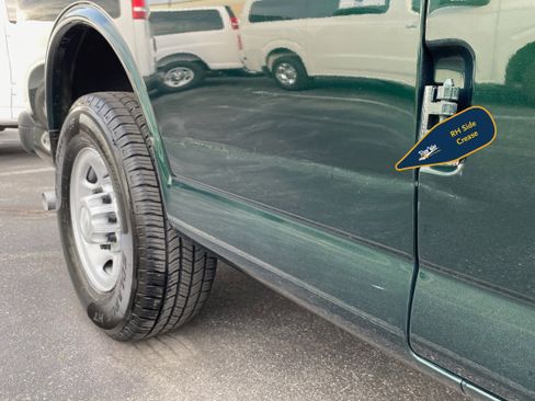 Used 2015 Chevrolet Express 3500 LS image 36