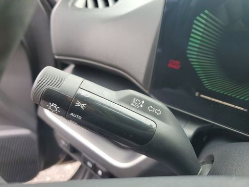 Used 2025 Kia K4 FWD image 17