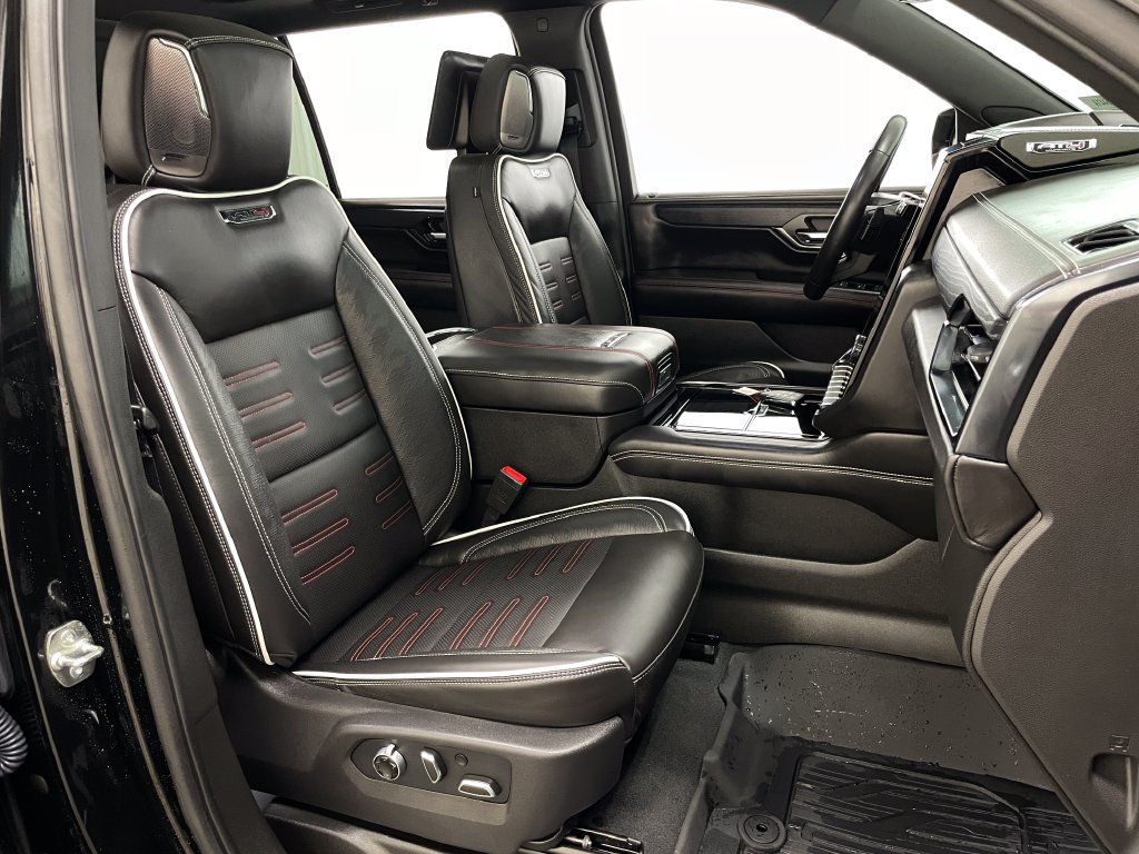 Certified 2026 GMC Yukon XL AT4 Ultimate w/ LPO, Floor Liner Package AWD/4WD image 49