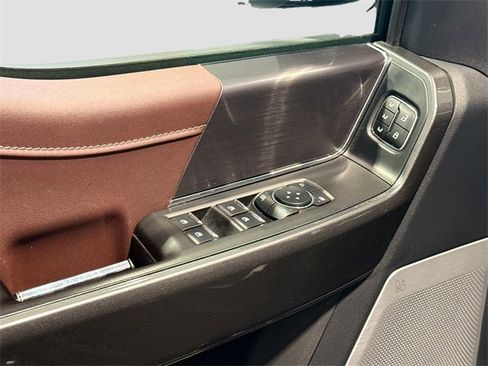 Used 2023 Ford F150 Lariat w/ Equipment Group 502A High image 17