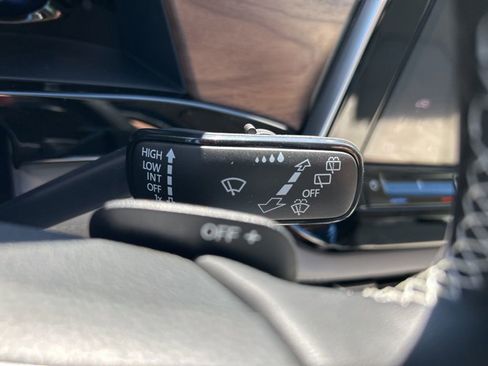 New 2026 Volkswagen Atlas SE image 25