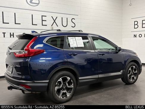 Used 2018 Honda CR-V Touring image 4