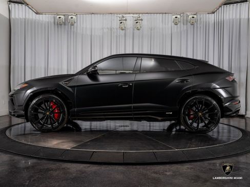Used 2024 Lamborghini Urus S image 7