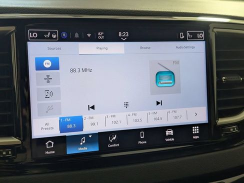 Used 2025 Chrysler Pacifica Select FWD image 21