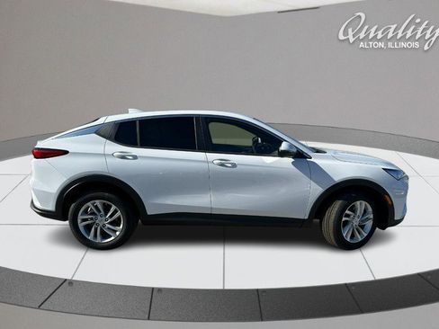 New 2026 Buick Envista Preferred w/ Convenience I Package FWD image 3