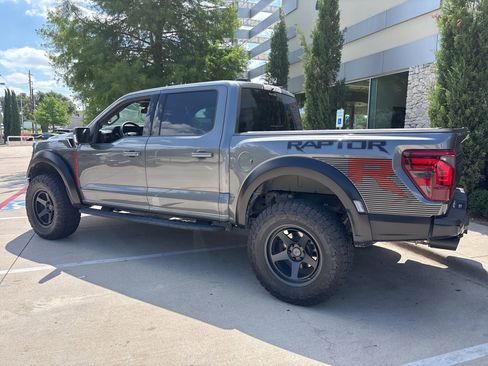 Used 2025 Ford F150 Raptor w/ Equipment Group 803A Raptor R AWD/4WD image 7