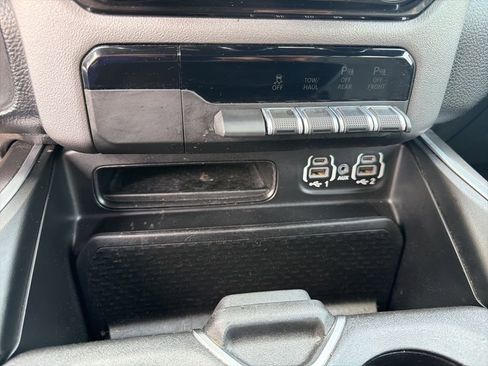 Used 2022 RAM 1500 Lone Star image 19